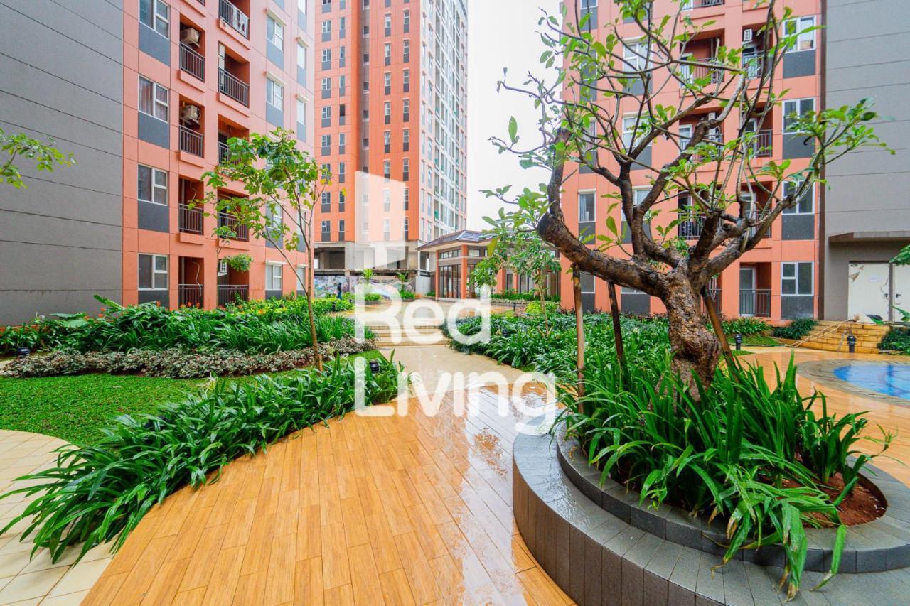 Hotel Redliving Transpark Juanda - Icha Tower Jade With Netflix Bekasi